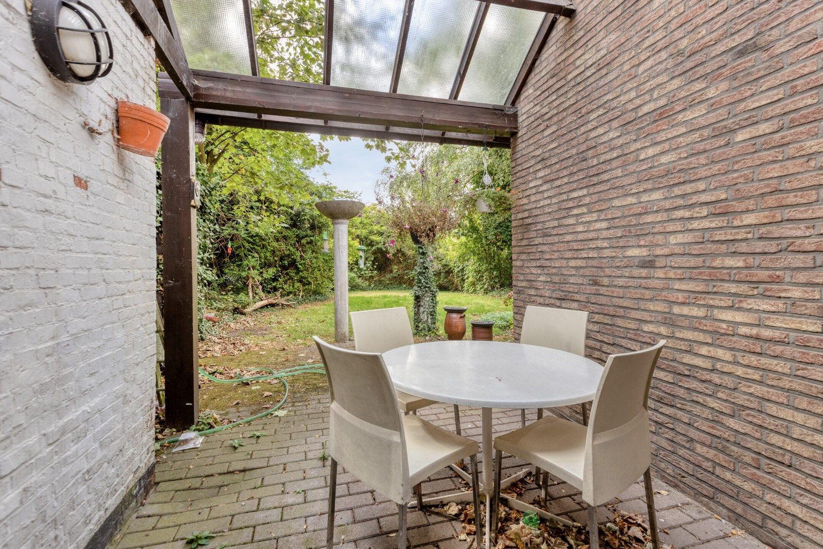 Ruim ingedeelde woning met oa 3 slpks op een gunstige locatie in het centrum foto 27