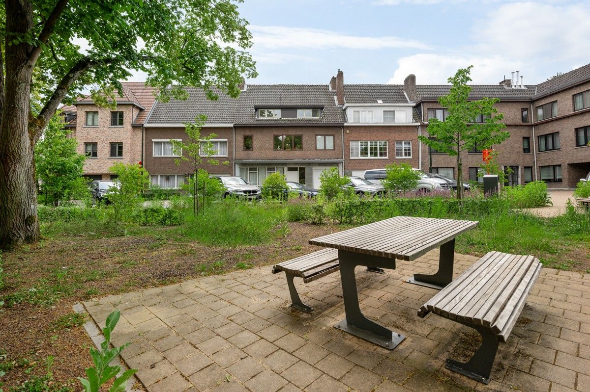 Hoofdfoto van de publicatie: Op te frissen/te renoveren woning met potentieel op toplocatie in Schilde