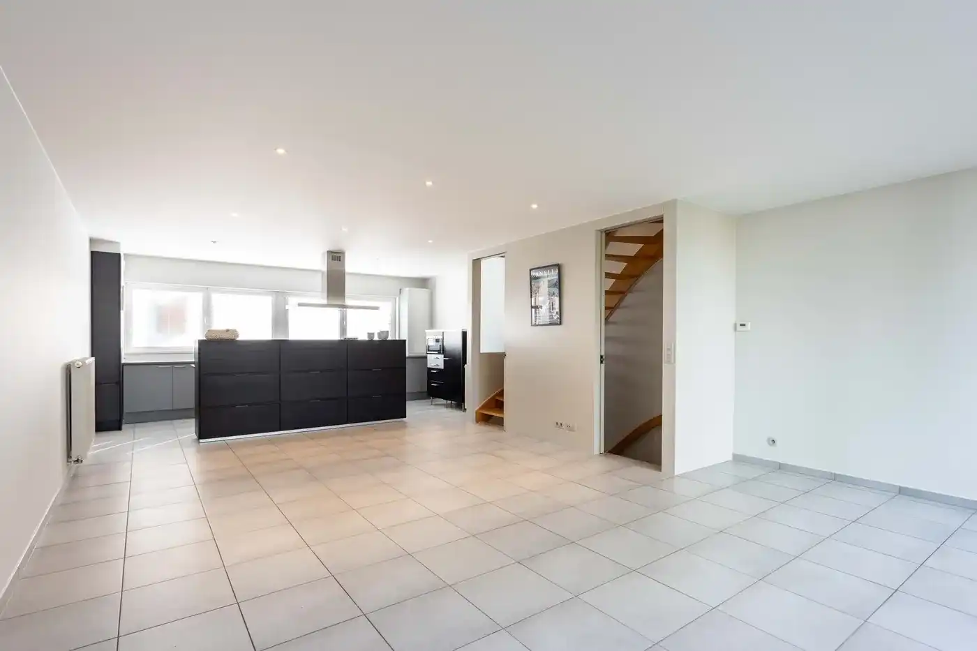 Instapklare parkwoning te huur in centrum van Zwevegem foto 6