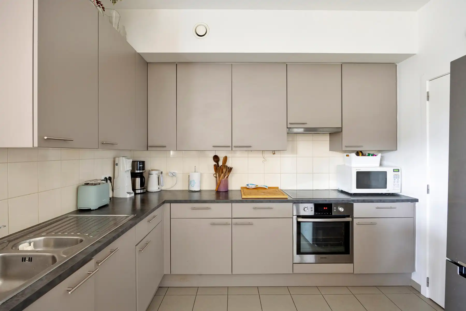 Appartement met 3 slaapkamers, 2 badkamers en staanplaats foto 5
