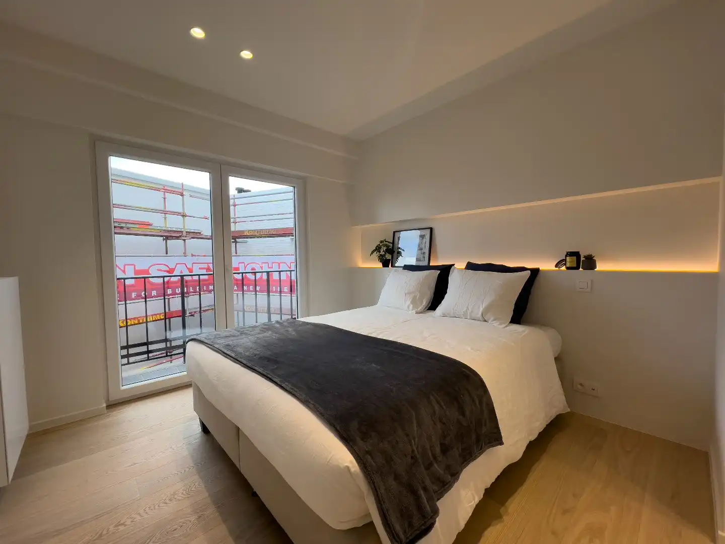 Volledig vernieuwd appartement met frontaal zeezicht gelegen aan het Albertstrand. foto 10