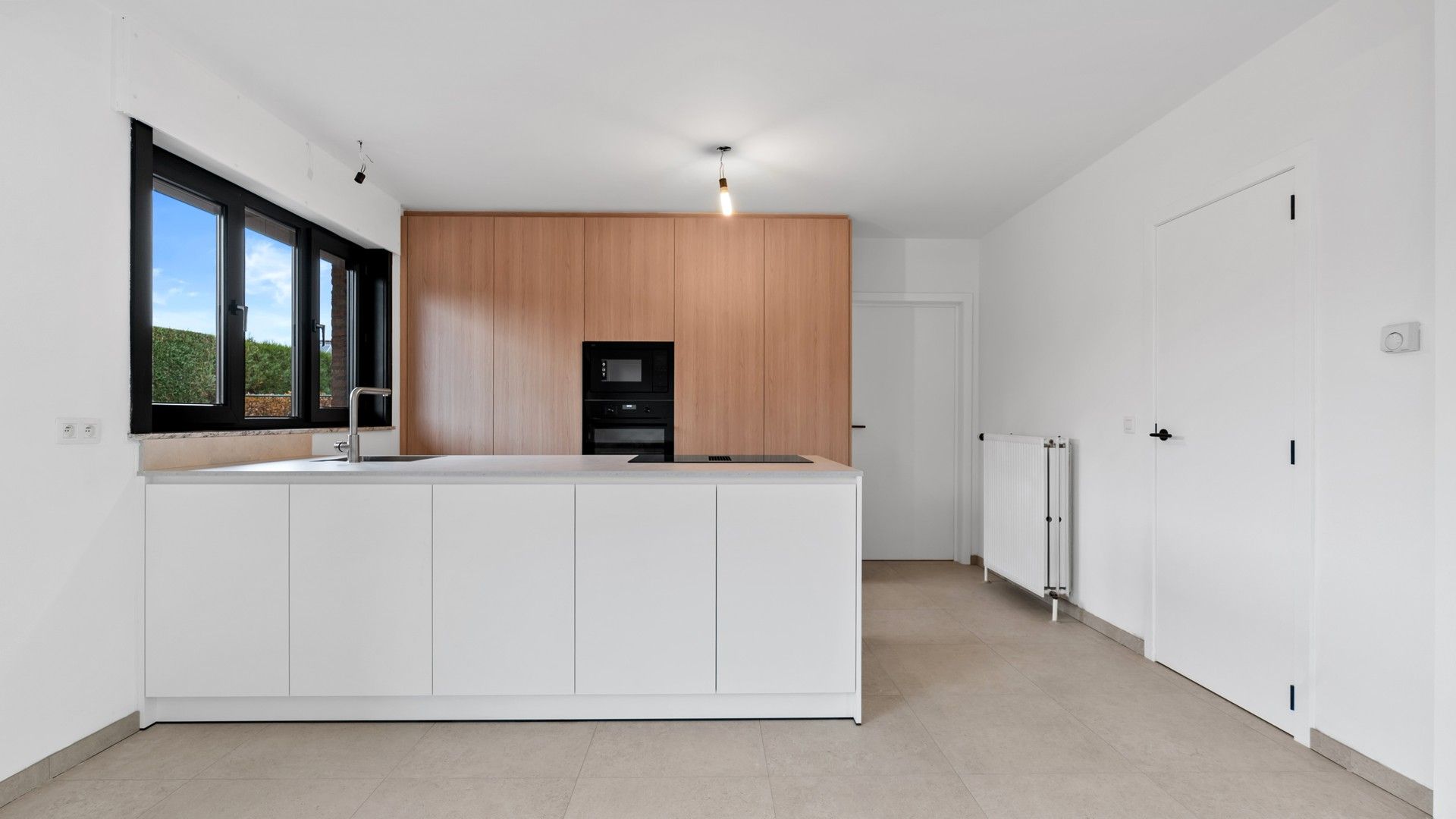 Ruime instapklare woning met 4 slaapkamers foto 8