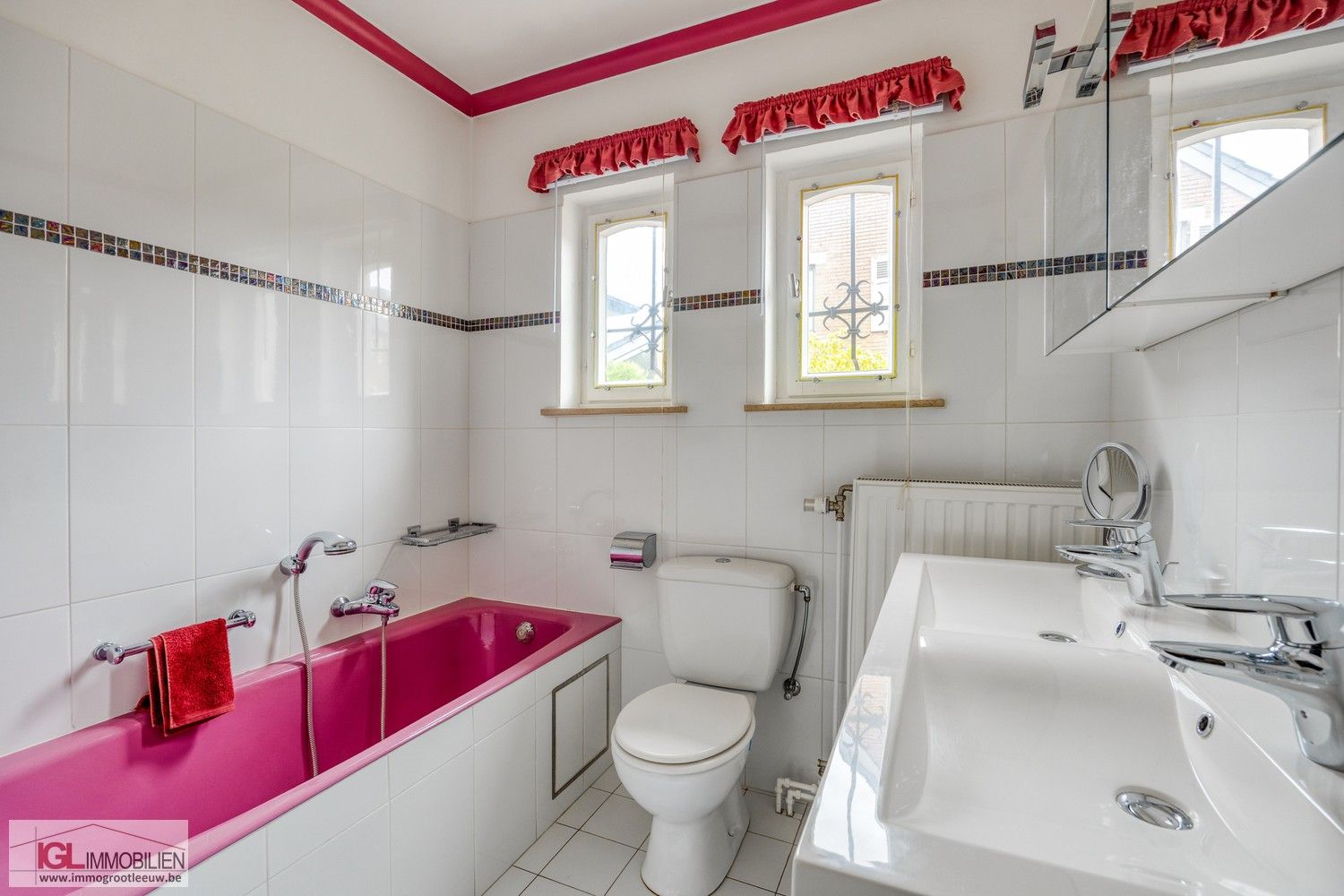 Knap onderhouden bungalow met tuin en garage in Sint-Pieters-Leeuw foto 13