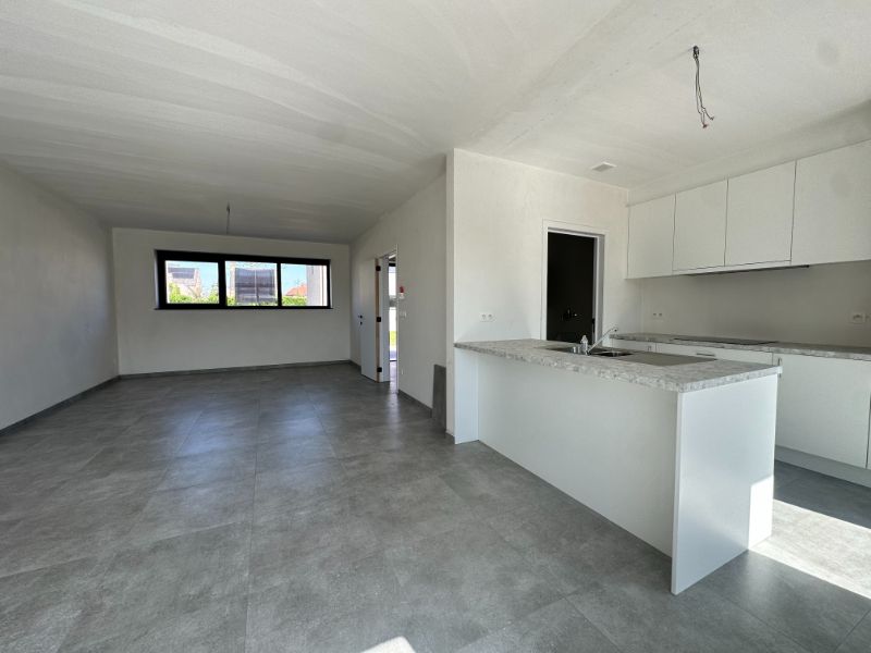 RUSTIG GELEGEN ENERGIE ZUINIGE NIEUWBOUW WONING (3 slpka) foto 4
