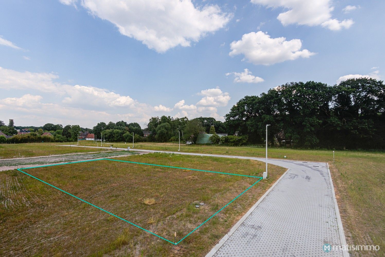 BOUWGROND VOOR HALF-OPEN BEBOUWING OP UNIEKE GROENE LOCATIE IN NIEUWE VERKAVELING foto 3