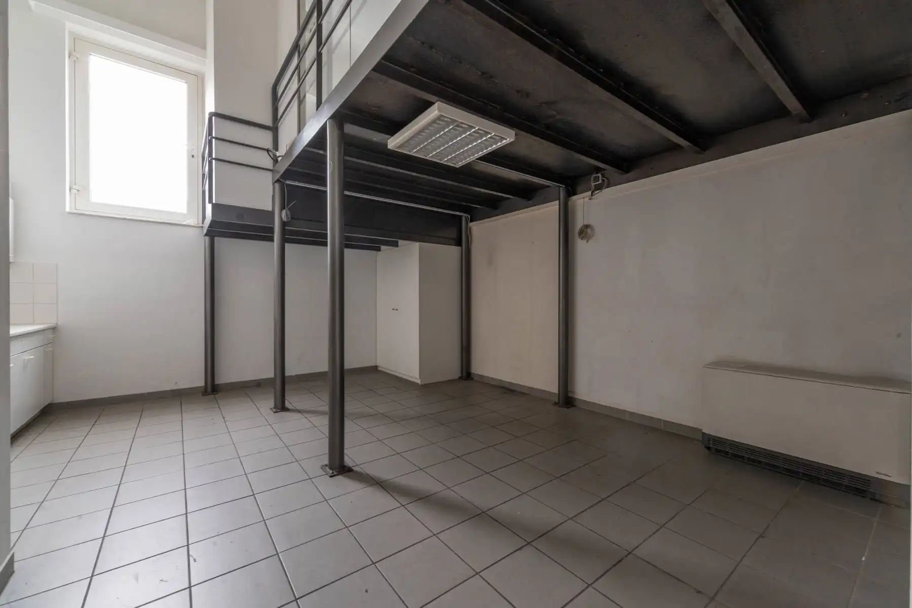 Commerciële ruimte te huur foto 6
