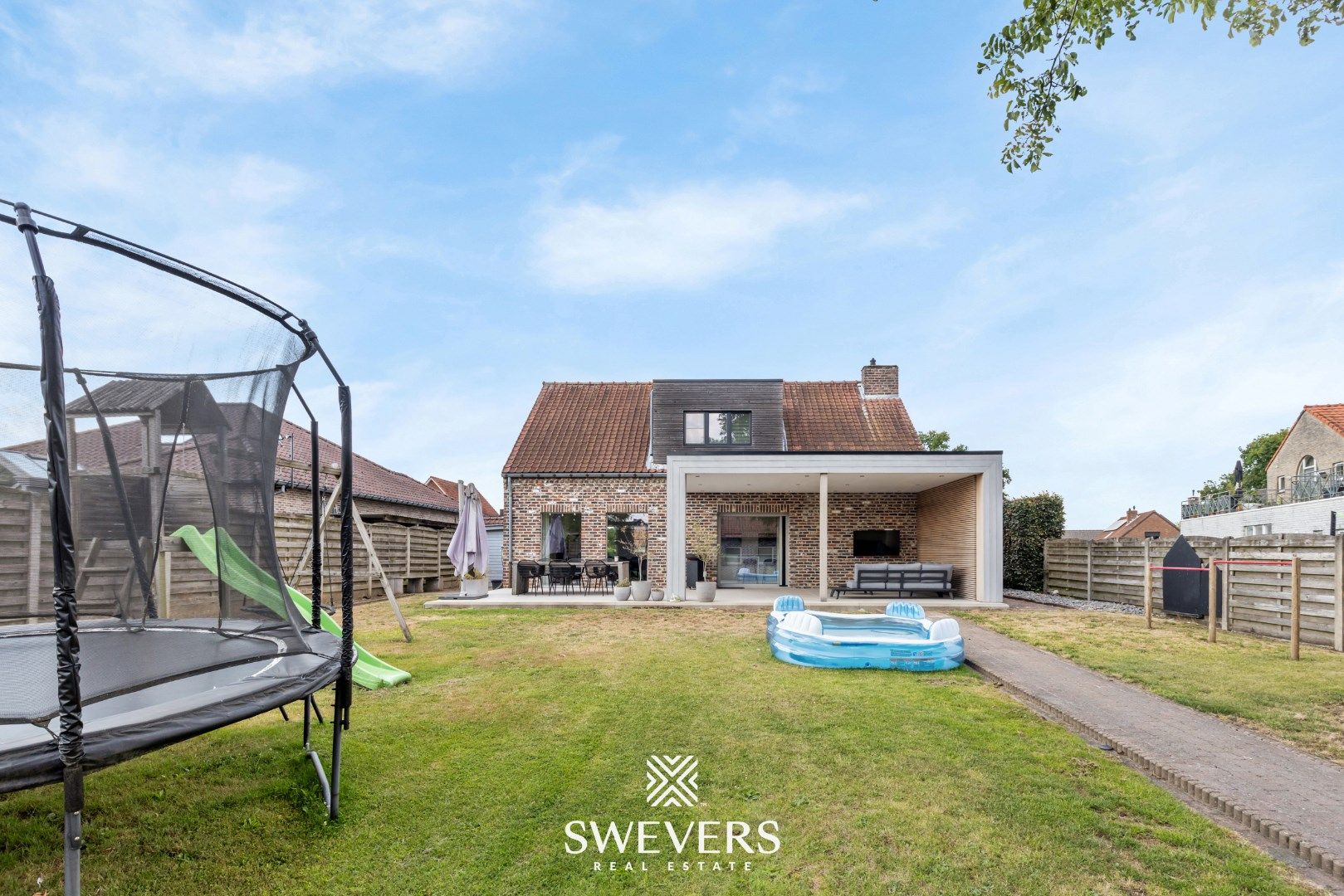 Knap gerenoveerde woning met praktijk/handelsruimte te Laak foto 26