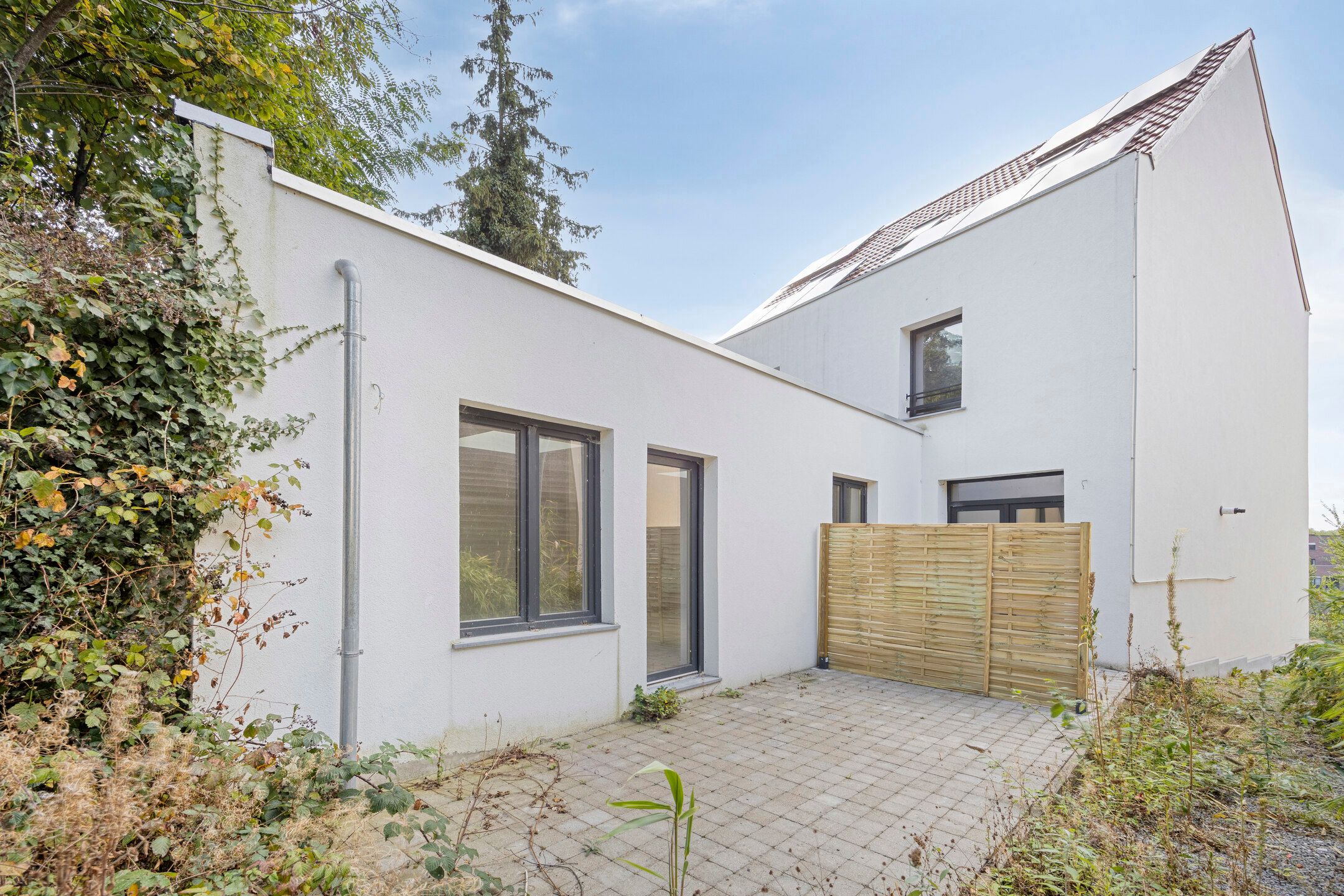 Gerenoveerde woning op centrale ligging te Sint-Joris-Weert foto 14