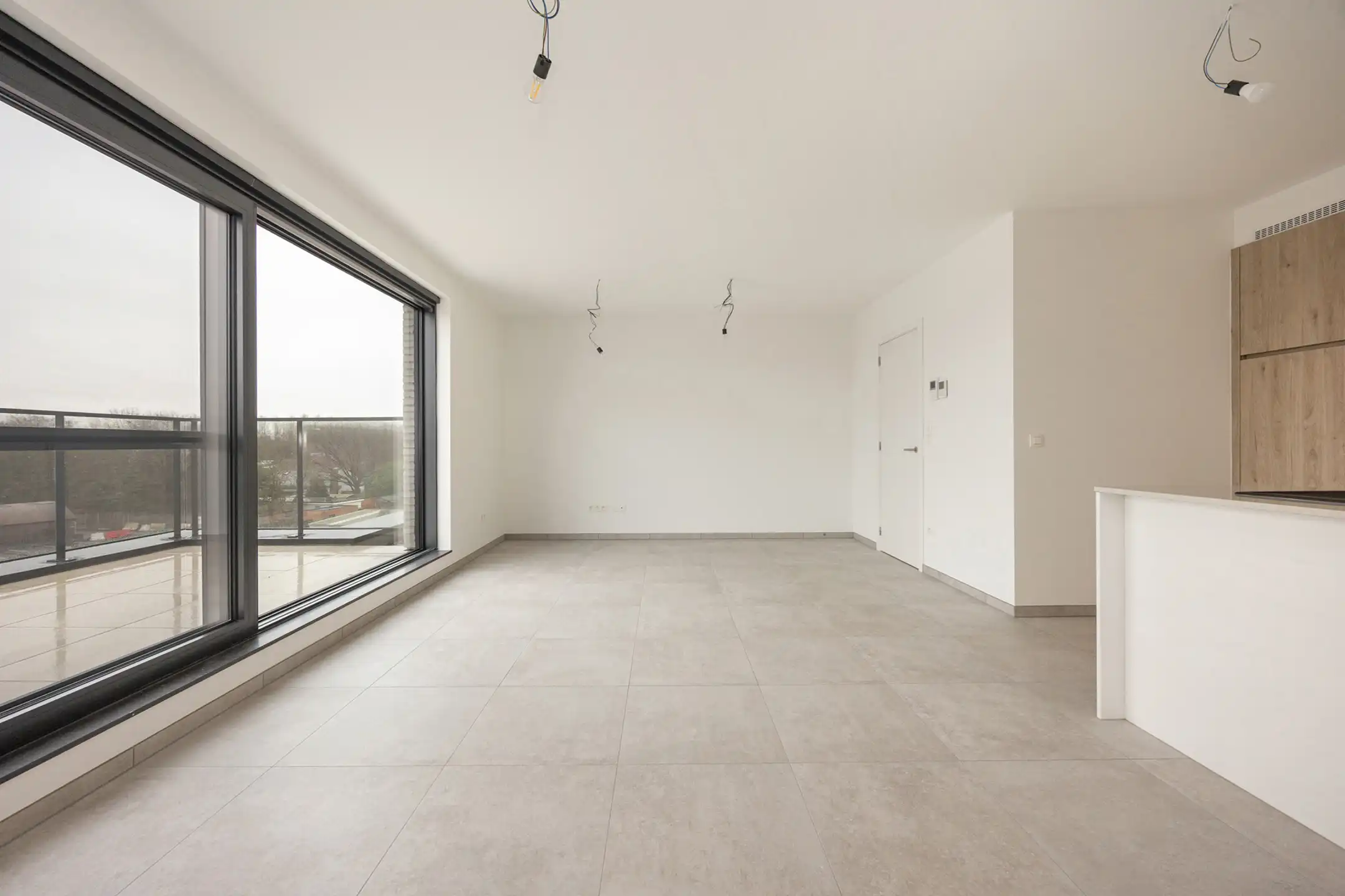 Nieuwbouw penthouse met 1 slaapkamer en terras foto 6