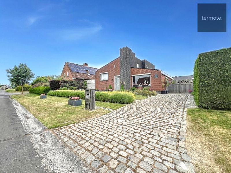 Hoofdfoto van de publicatie: Alleenstaande woning