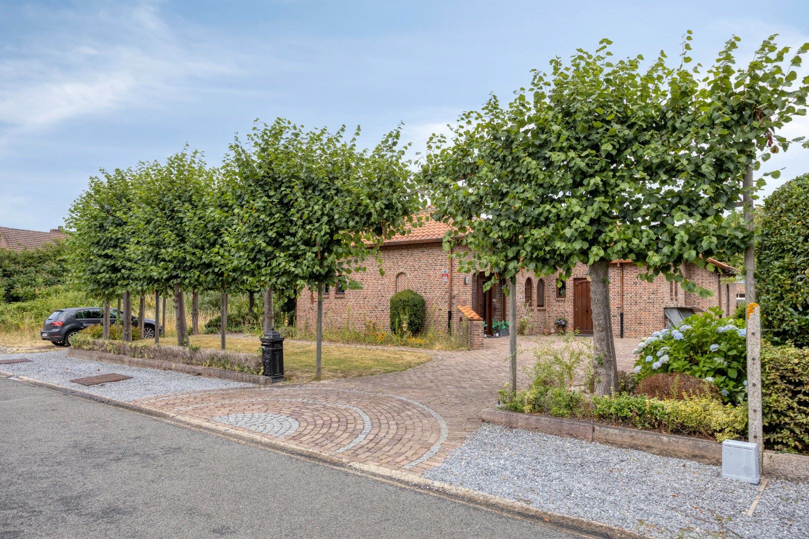 Zeer ruime instapklare open bebouwing met 5 slaapkamers op 819 m² in Lommel ! foto 27