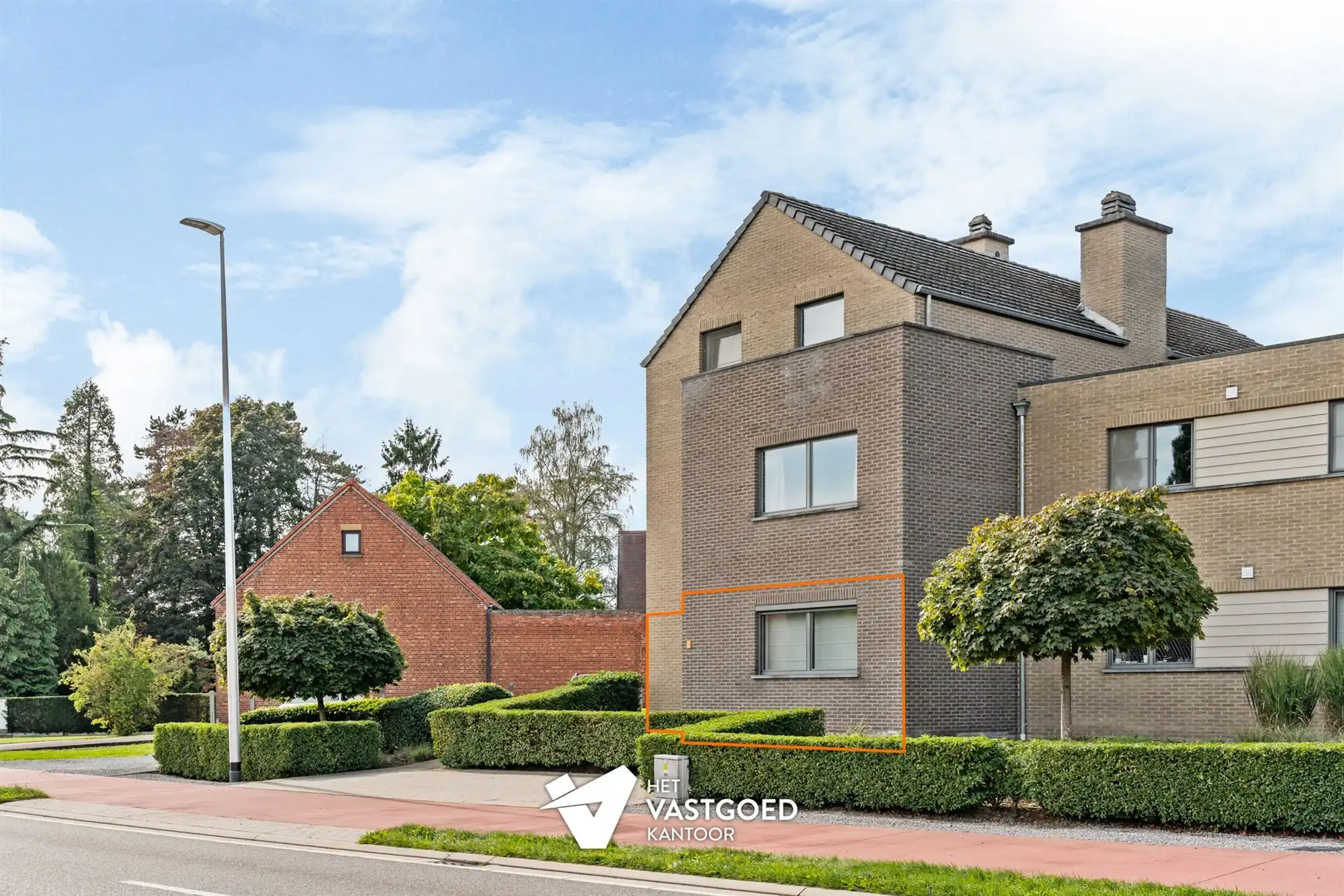 RUIM 2 SLAAPKAMER APPARTEMENT MET ZICHT OVER DE GEMEENSCHAPPELIJKE TUIN foto 24