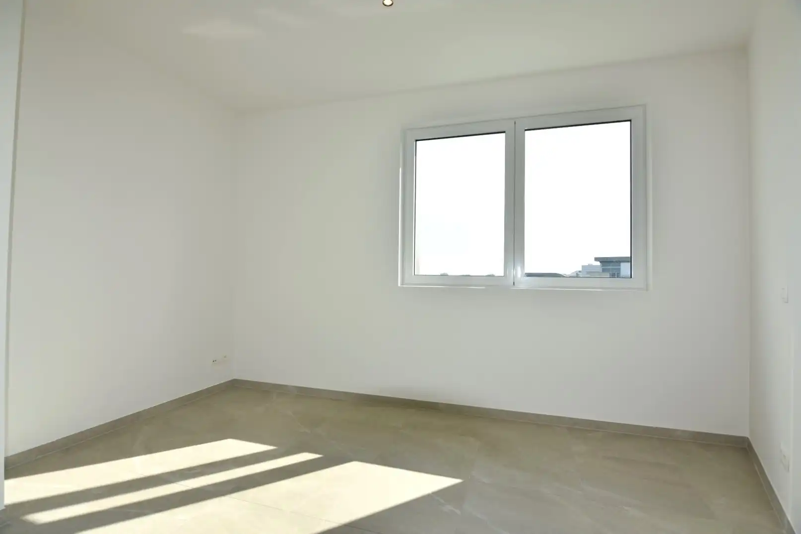 Mooi nieuwbouw 2-slpk appartement in ROULEVARD foto 16