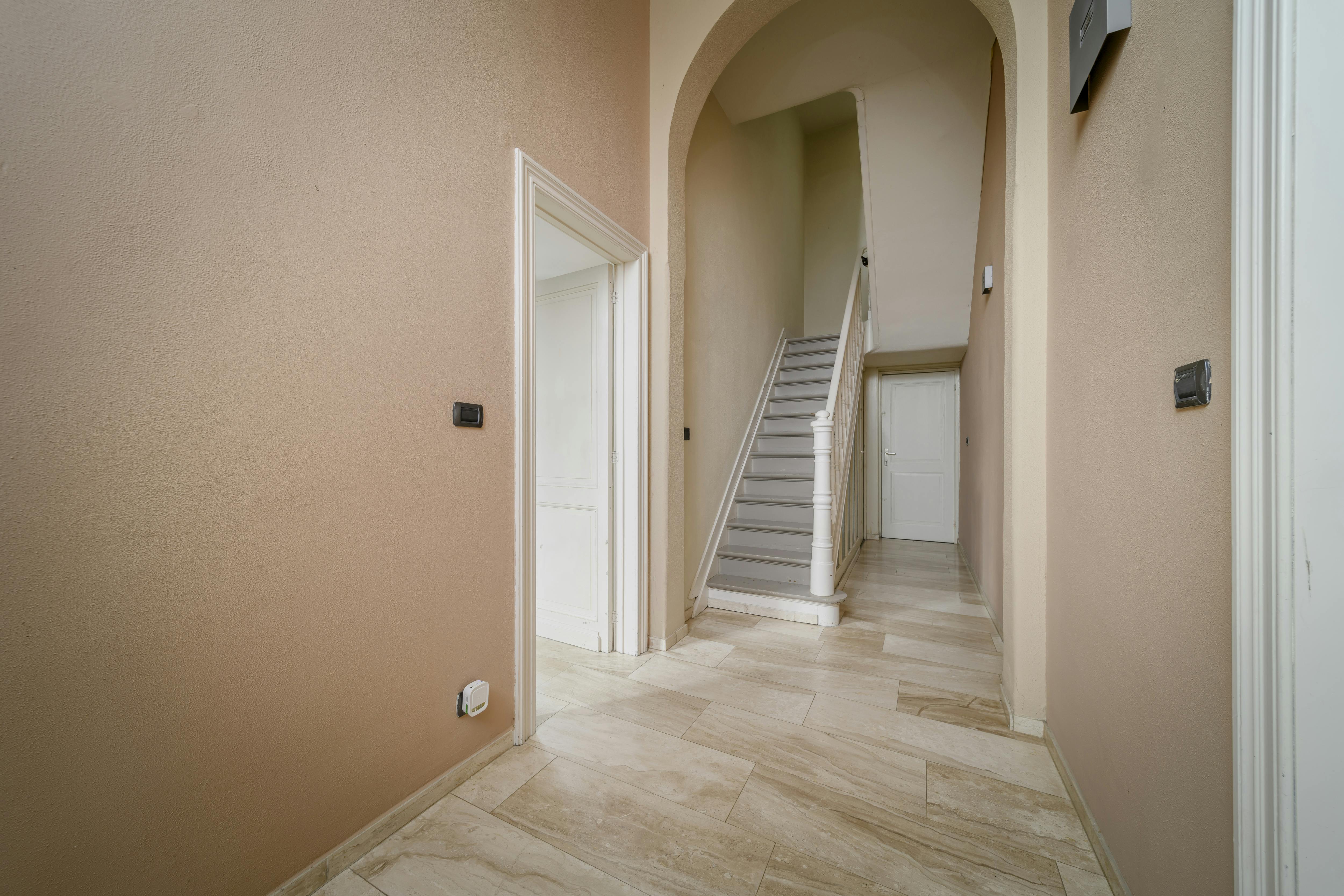 Opbrengsteigendom: - woning - 3 appartementen - studio - tuin foto 13