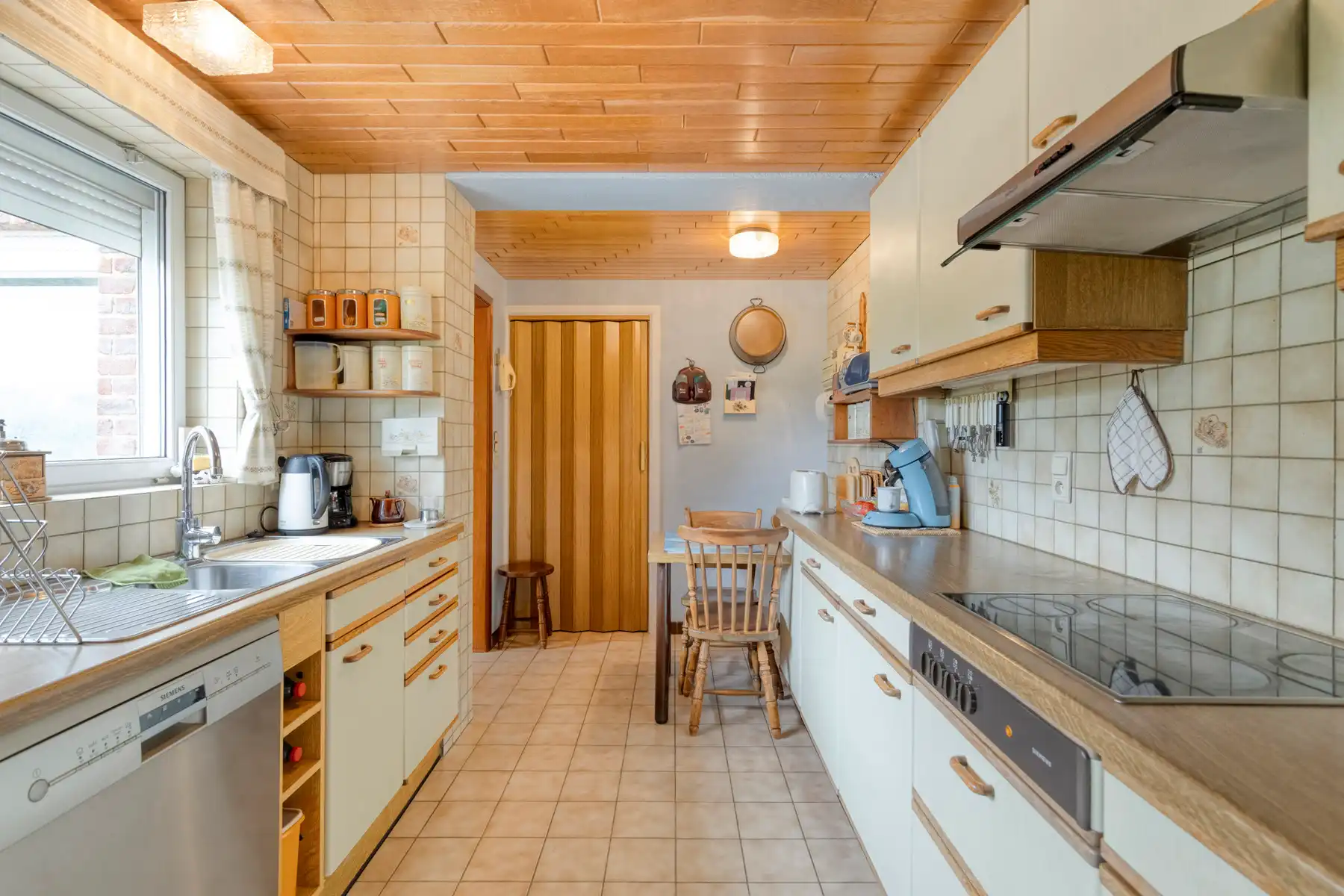 Landelijk gelegen huis met 4 kamers, garage & prachtige tuin foto 12