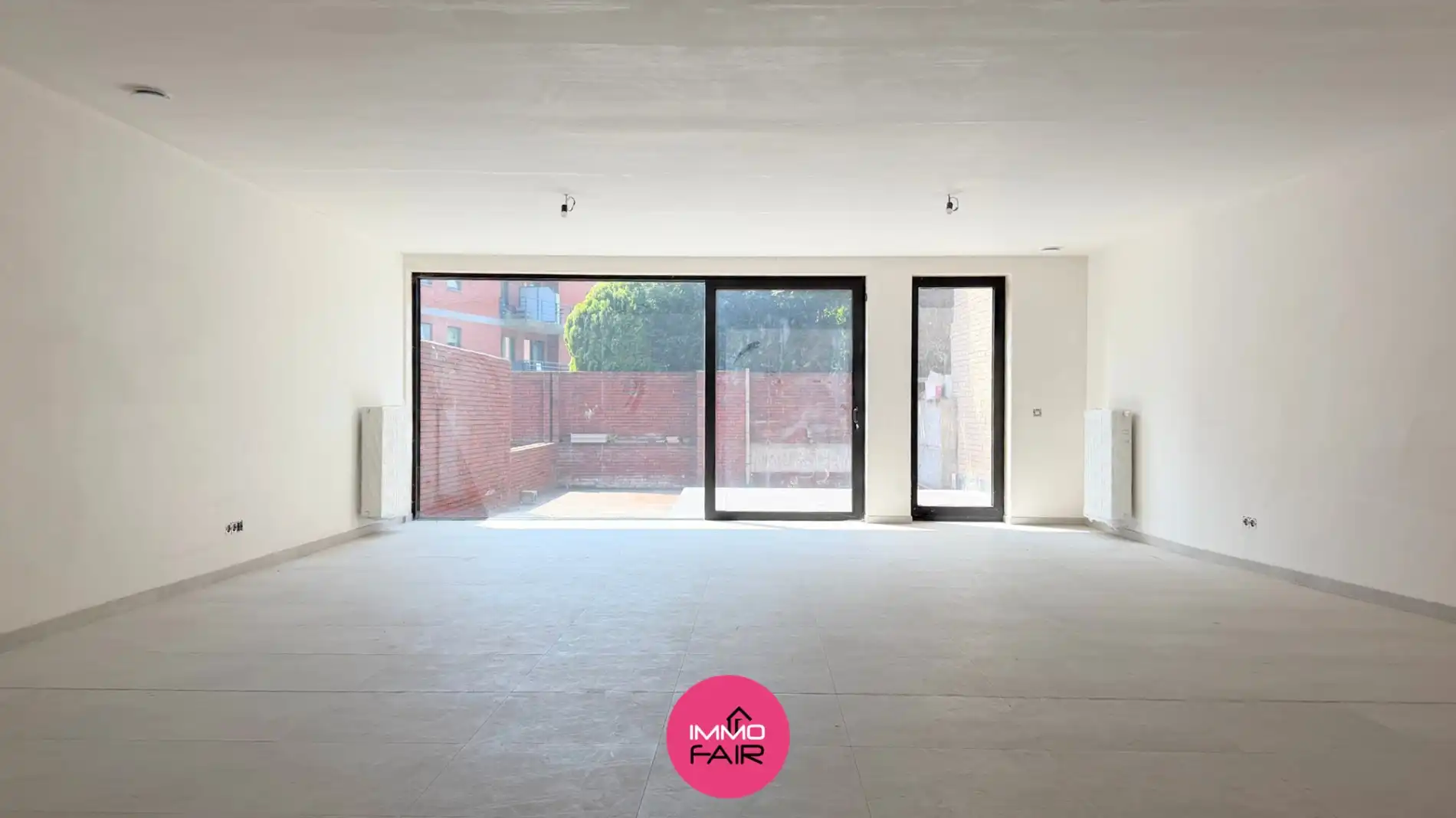 Nieuwbouwappartement op toplocatie in hartje Lanaken met zonnig terras foto 3
