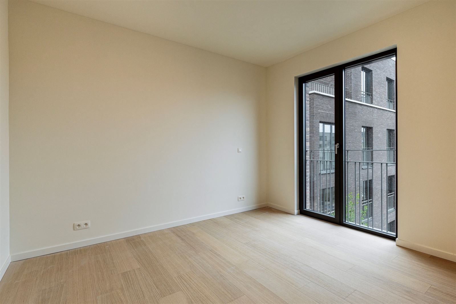 Nieuwbouw 2 slaapkamer appartement met hoogwaardige afwerking op toplocatie! foto 6