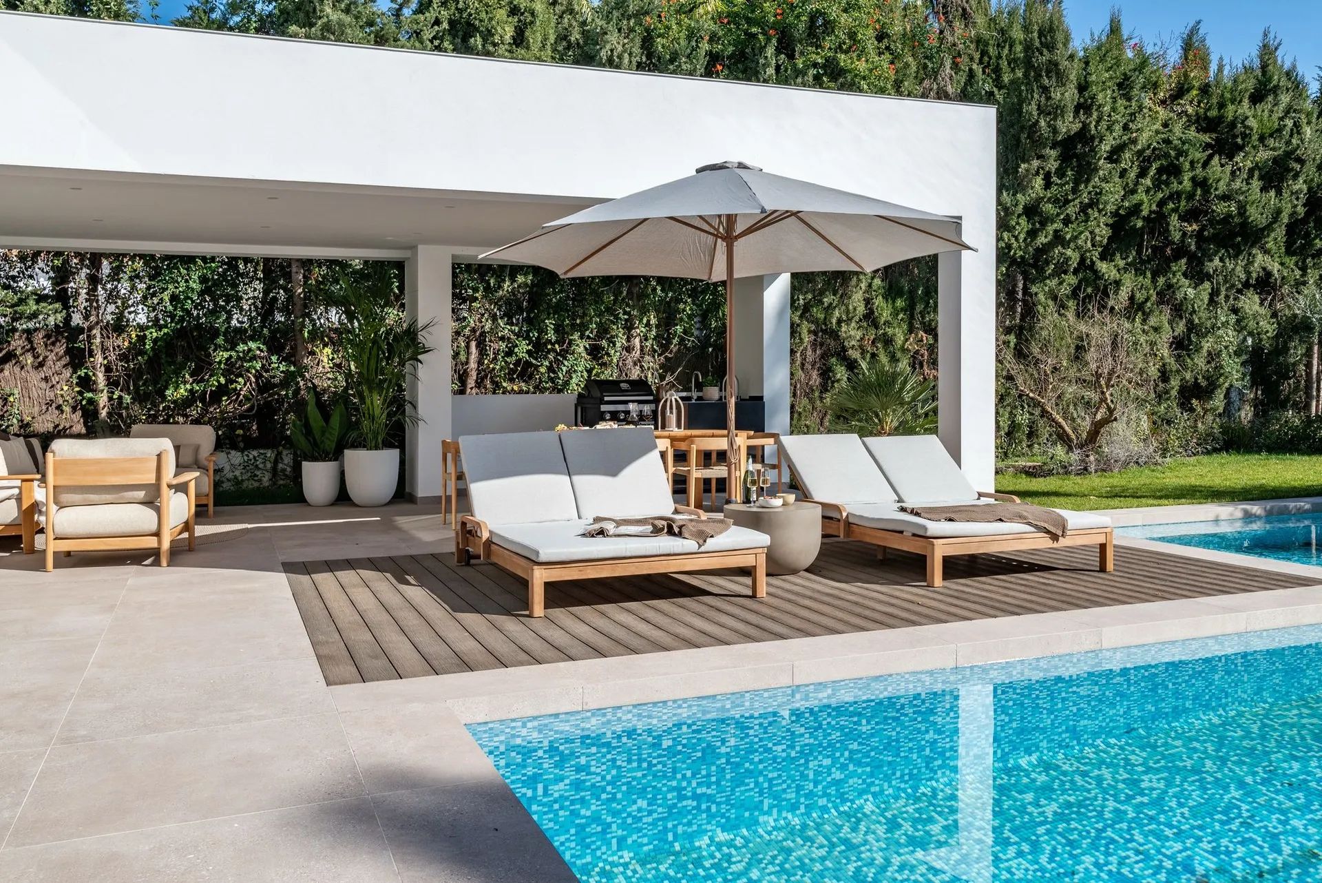 Exclusieve leefstijl in El Paraíso – waar modern design en luxe elkaar ontmoeten foto 24