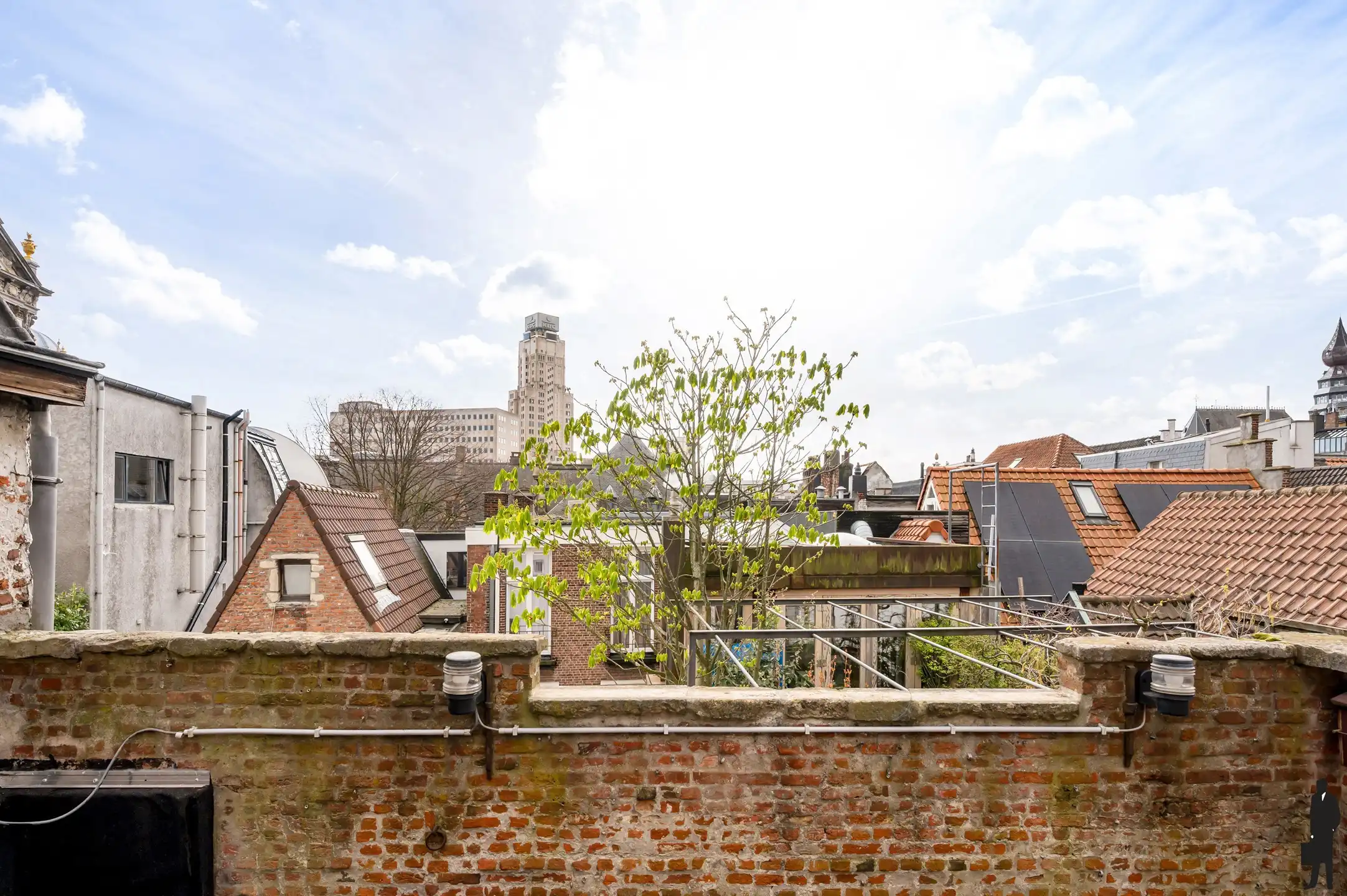 Karakterwoning met atelier en terras foto 40