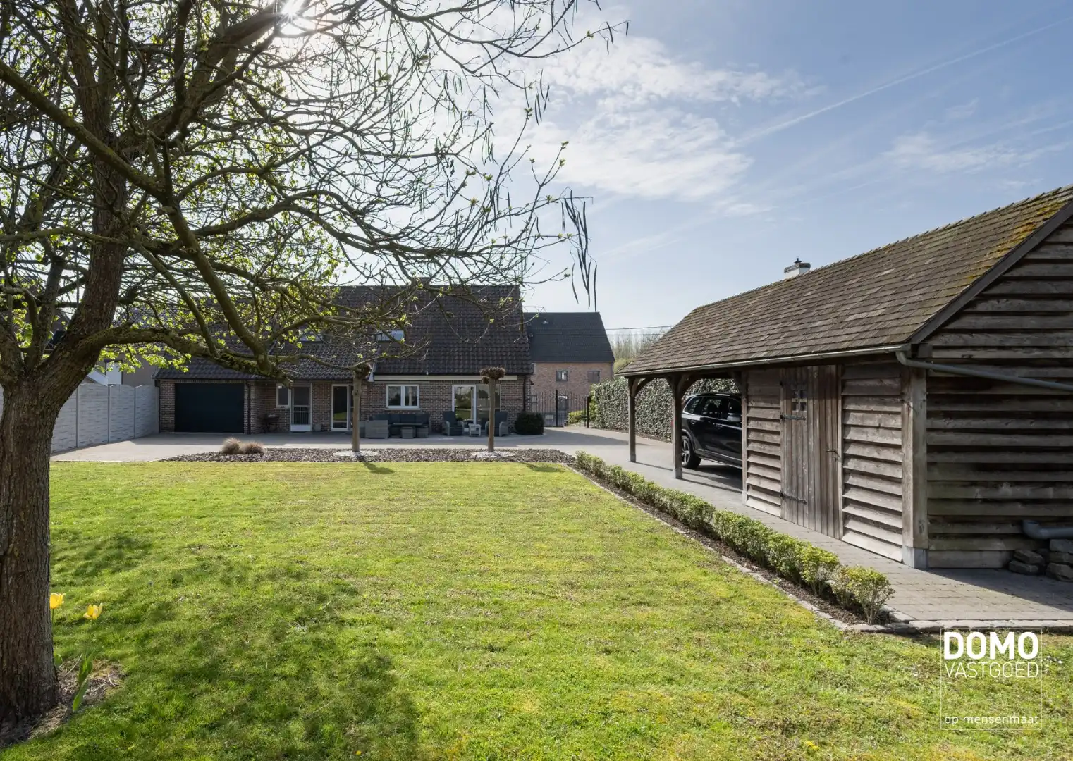 Karaktervolle en ruime gezinswoning in pastorij-/fermettestijl met prachtige tuin en 4 slaapkamers in het groene Kortessem foto 21