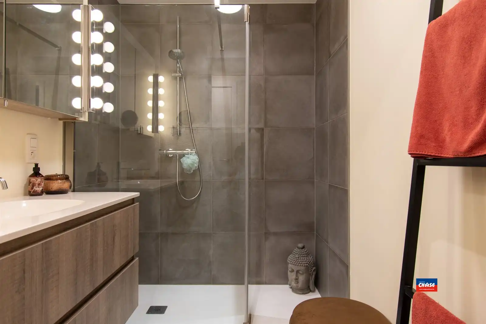 Prachtig nieuwbouwapp. met 2 slaapkamers + autostaanplaats foto 11