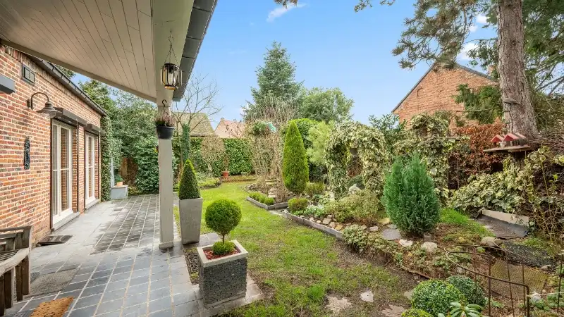 Vernieuwd landhuis van 175m² op 4a79ca foto 34