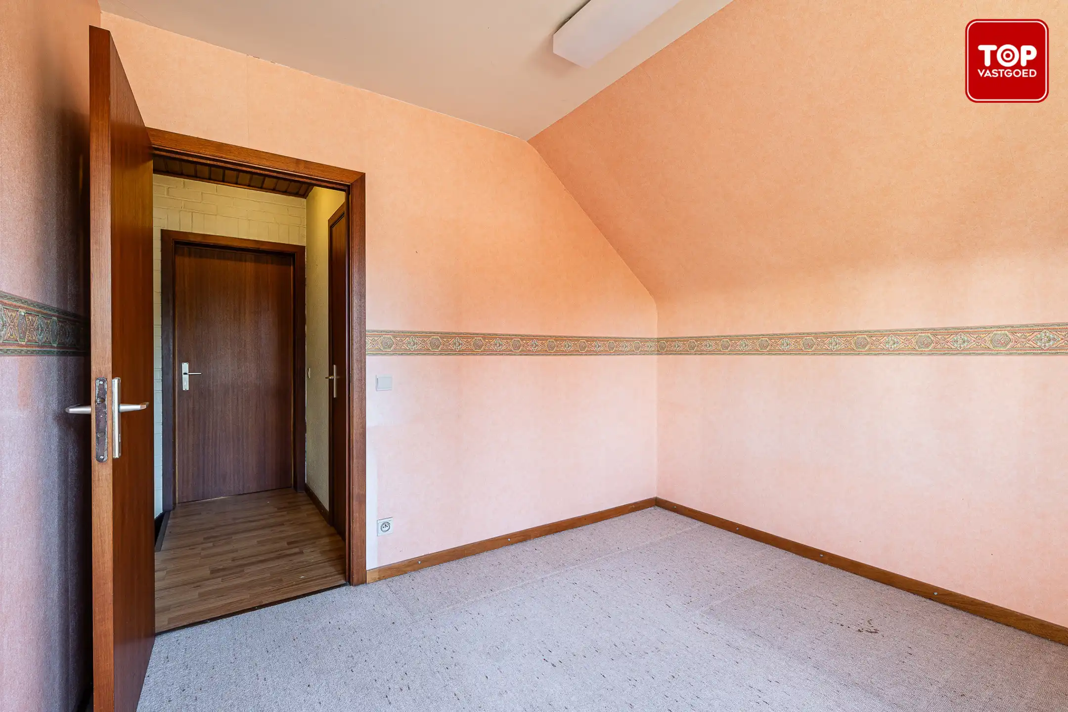 Alleenstaande woning in een zeer rustige wijk. foto 10