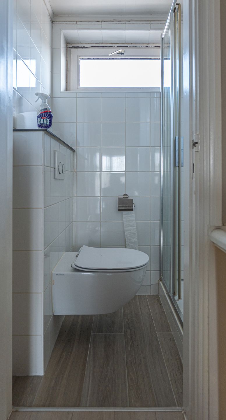 Gezinswoning in rustige buurt foto 16