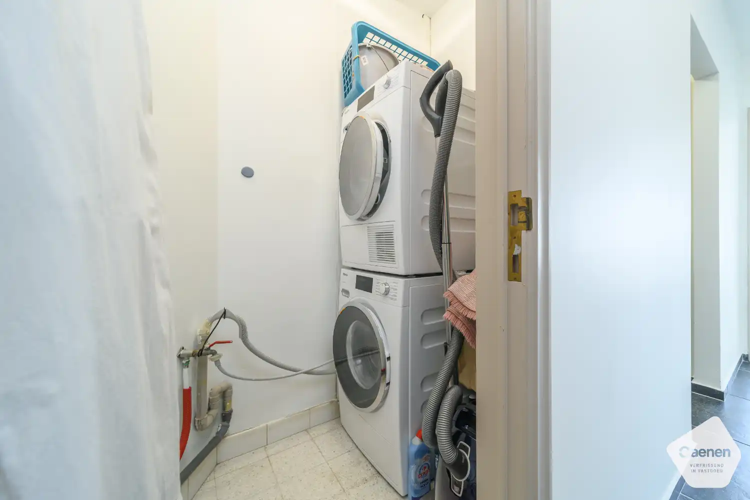 De Panne – Ruim 3-slaapkamerappartement met uniek duinenzicht in de Zeelaan foto 15