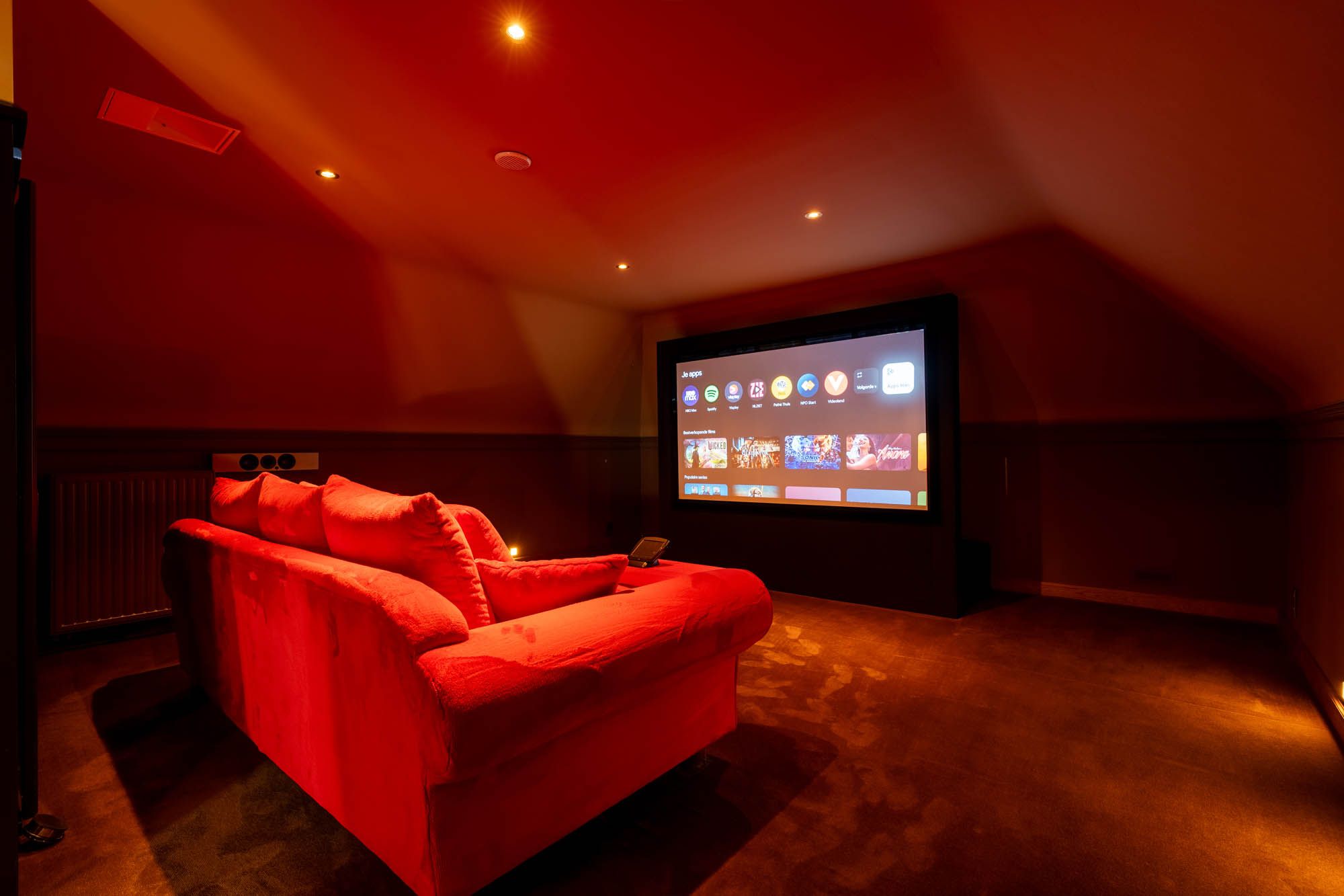 Exclusieve villa met wellness, privécinema en zwembad  foto 2