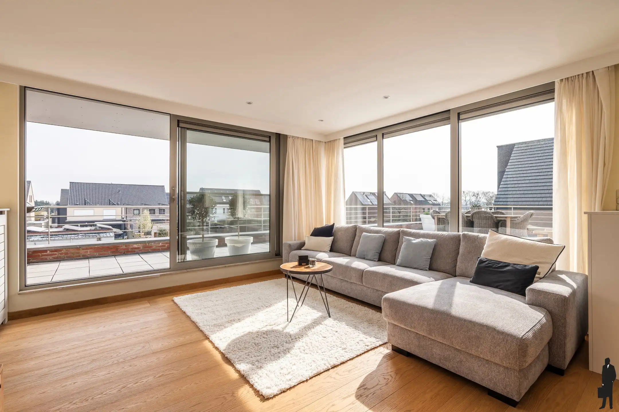 Ruim, lichtrijke penthouse met terras van ca. 55m² te Minderhout foto 13
