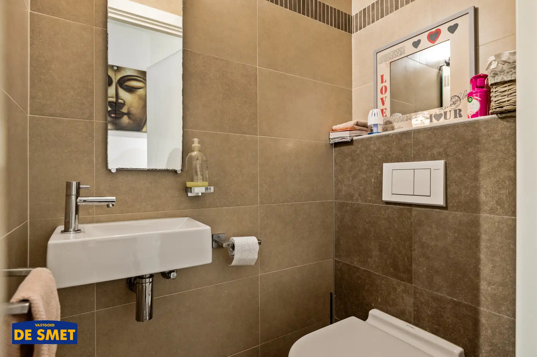 Appartement met lift, terras, garage en 2 autostaanplaatsen foto 9