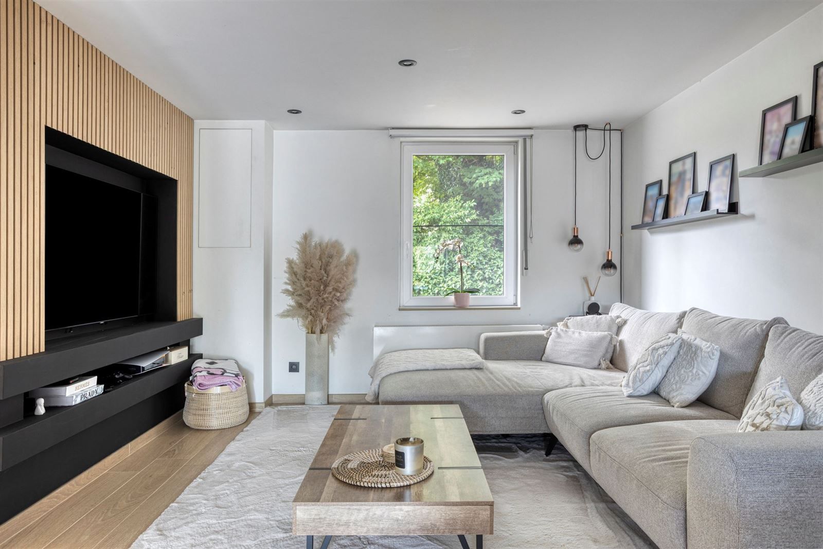 Woning te koop met 4 slaapkamers foto 4