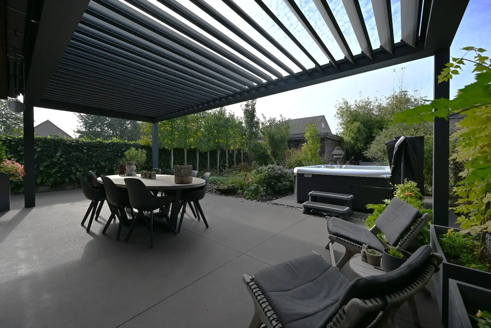 Instapklare woning met 3 slpks, garage, tuin én zonneterras te Kluizen foto 4