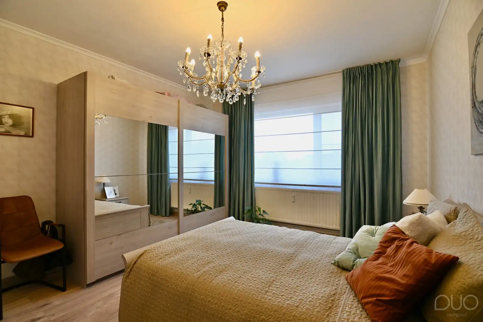 Ruim en luxueus afgewerkt 3-slaapkamerappartement (155 m²) met privé-inkom, kelder en garage in Heers foto 20