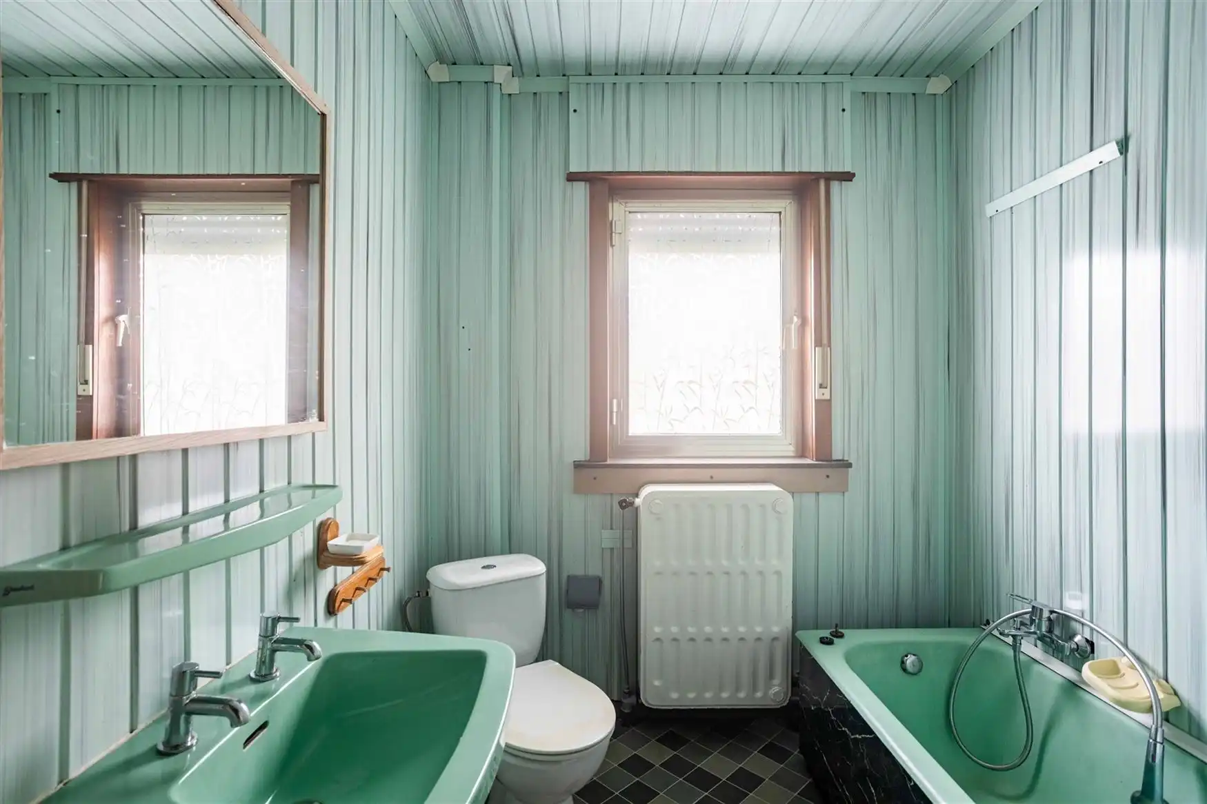 Commercieel gelijkvloers met duplex en loods van ca. 240m² foto 19