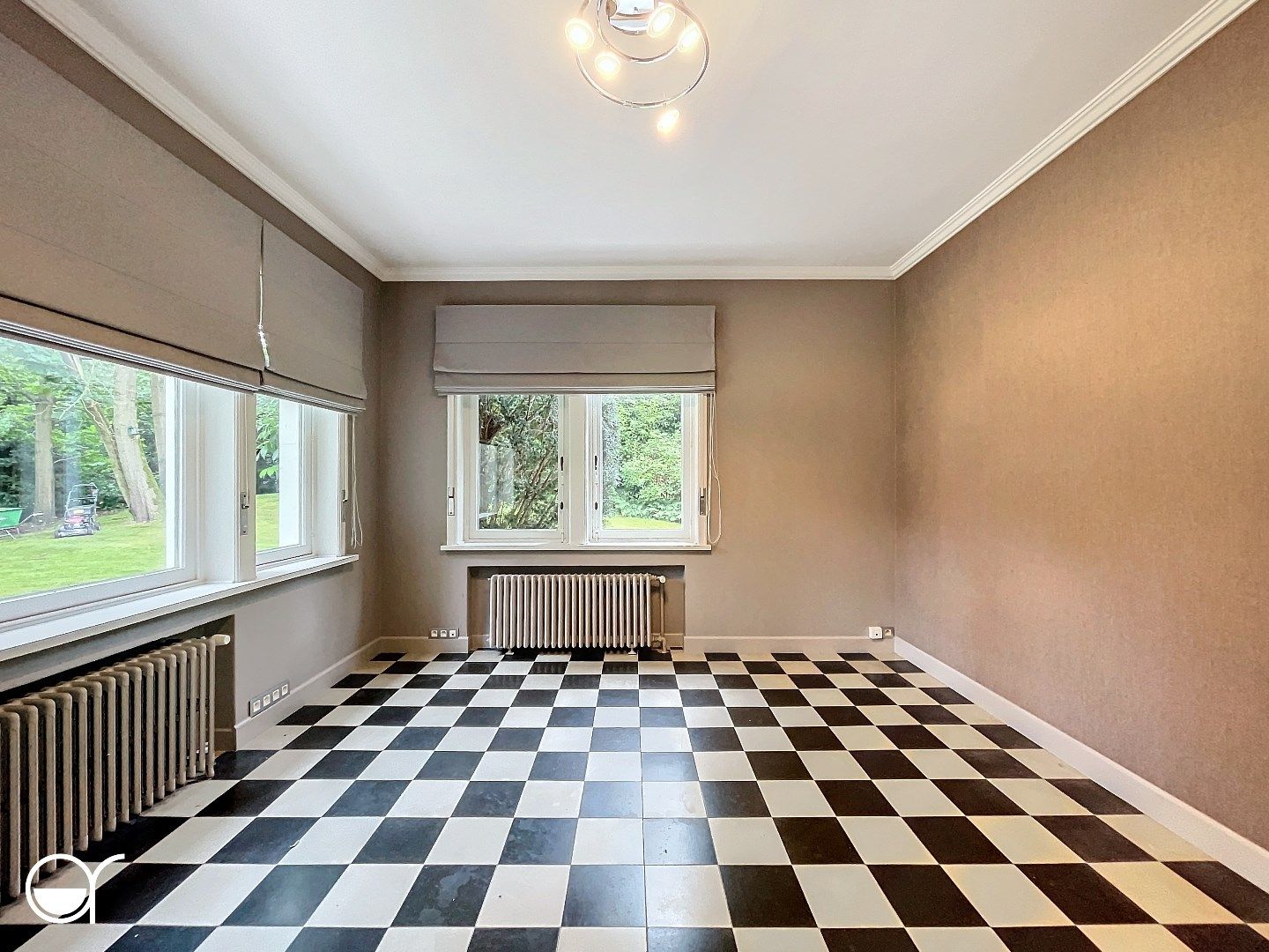 Residentiële karaktervolle villa gelegen Eikeldreef 17 Sint-Martens- Latem op 2.550m². foto 10