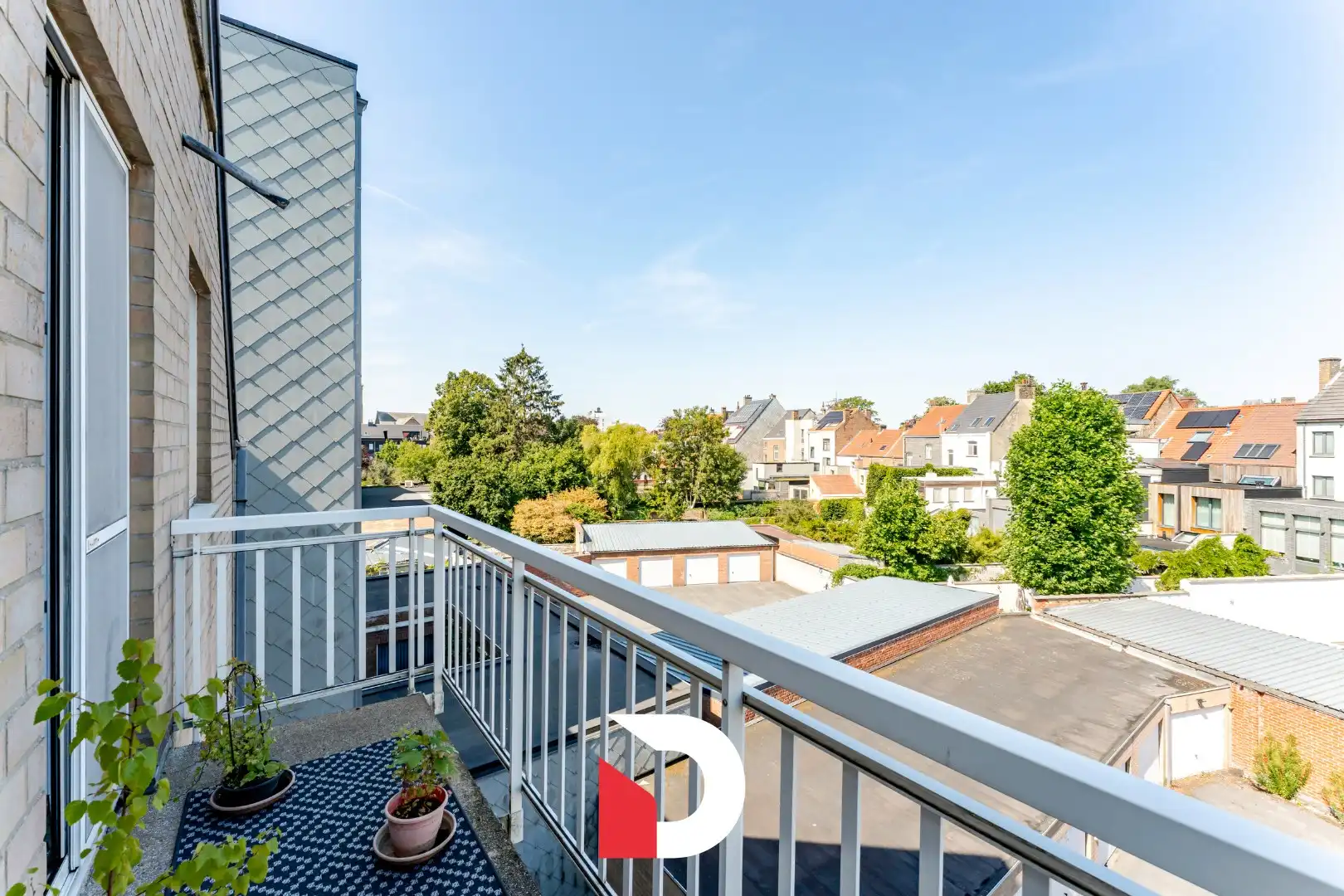 Ruim 3 slaapkamer appartement met terras nabij centrum Brugge foto 14