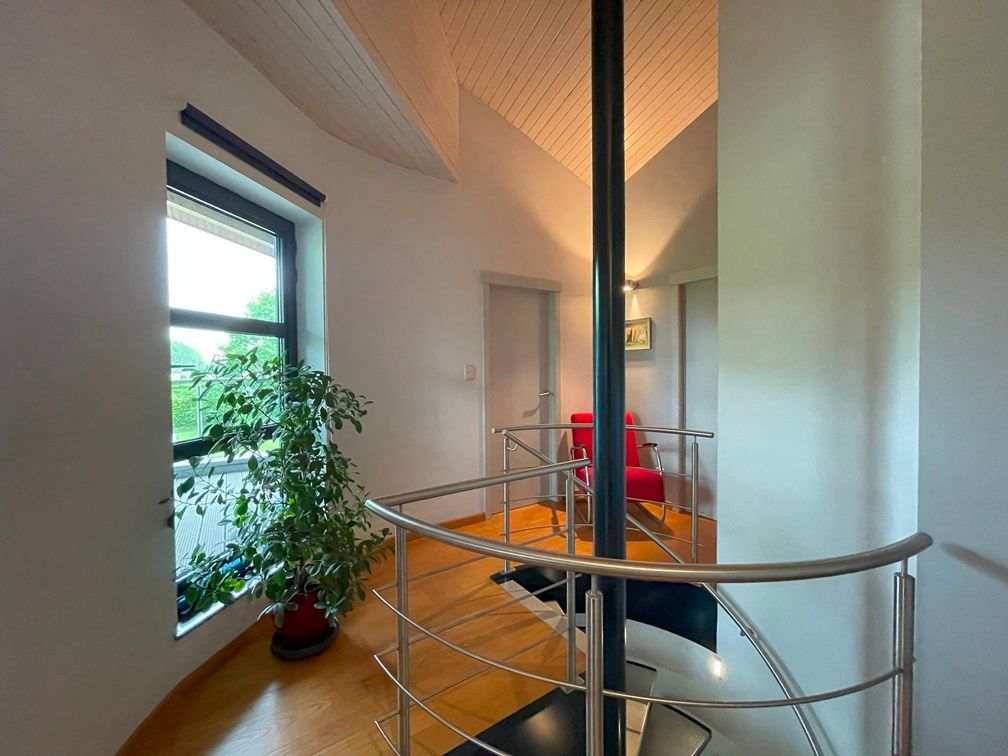 Instapkl. woning met magazijn foto 25