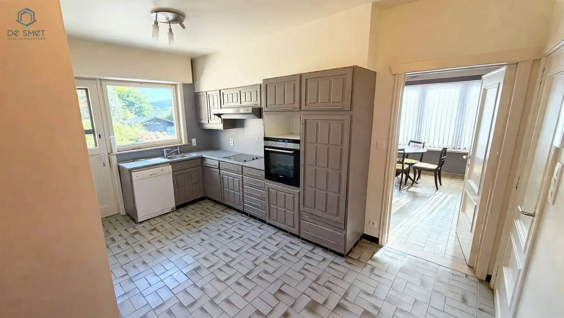 OP TE FRISSEN BUNGALOW OP WANDELAFSTAND VAN HET CENTRUM VAN BRAKEL foto 4