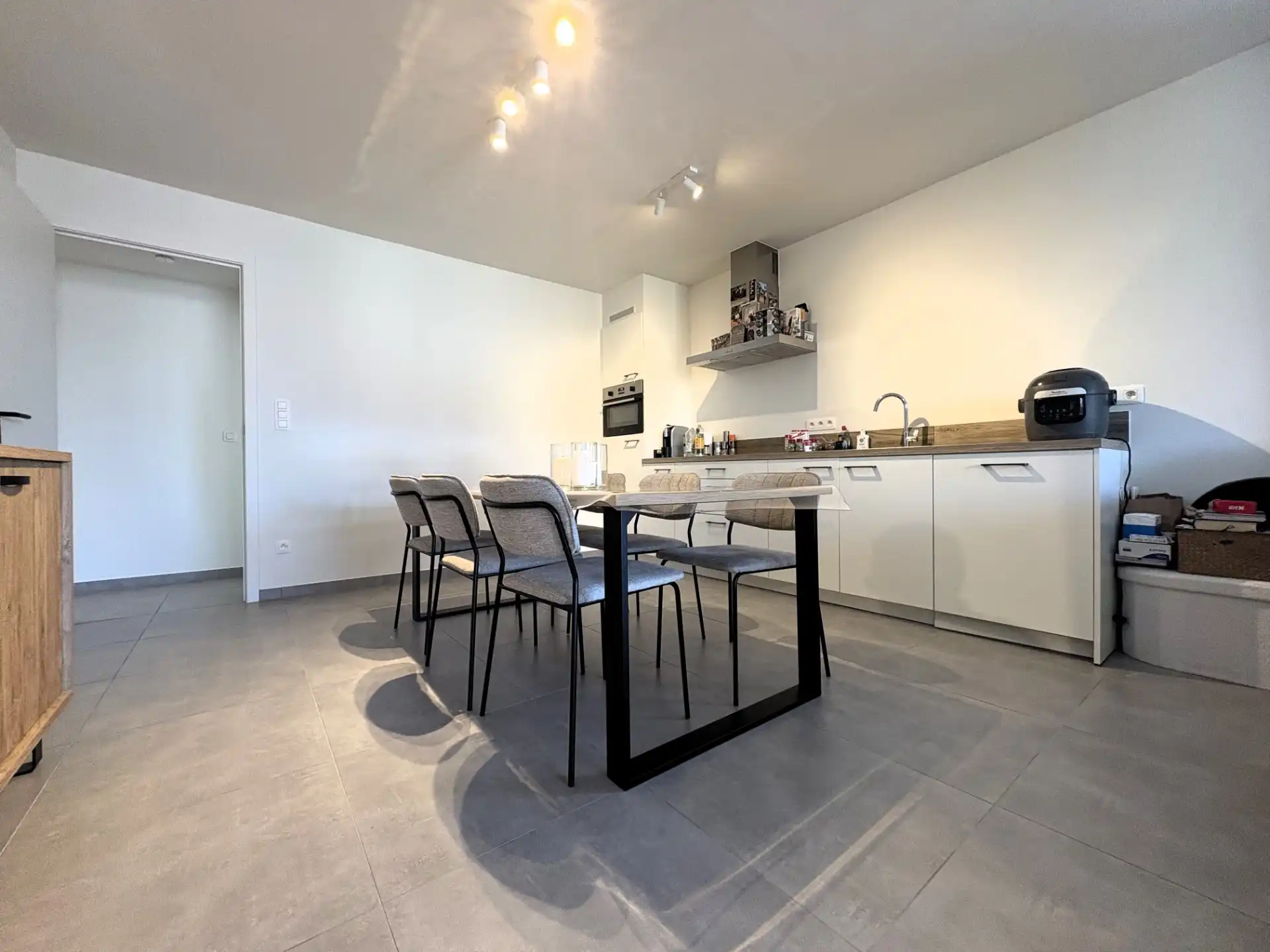 Perfect afgewerkt nieuwbouwappartement foto 3