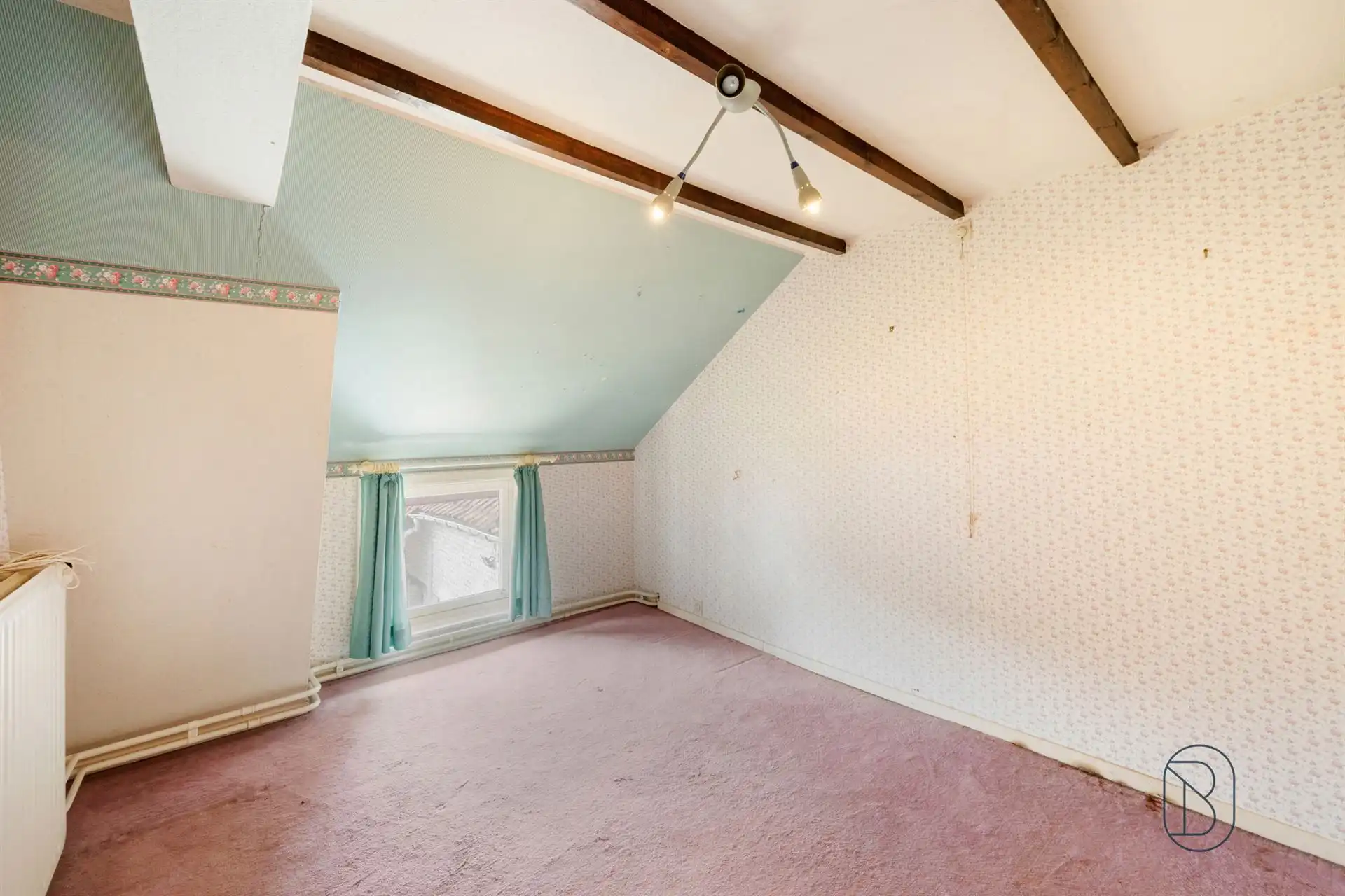 Charmante te renoveren hoeve met hangar op 36 are! foto 15