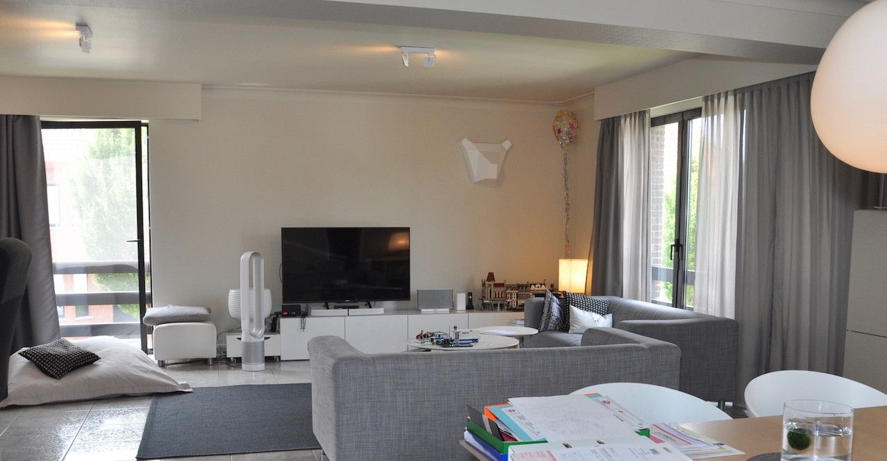 Ruim en licht duplex app met 4 slk, groot terras en garagebox foto 7