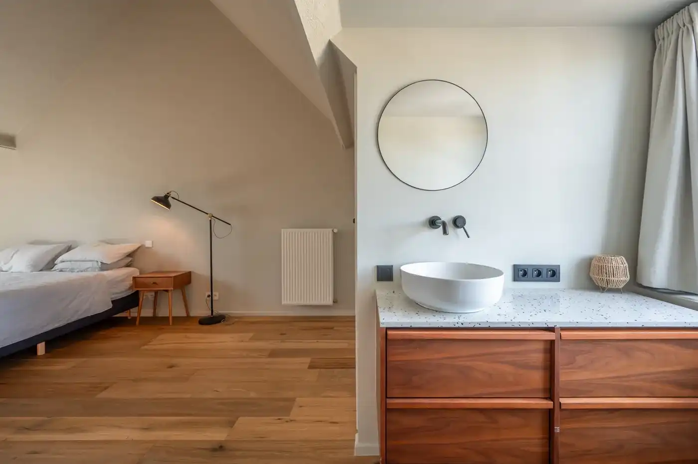 Prachtig gerenoveerde woning op een toplocatie in Knokke, met weidse open zichten over de Knokse polders foto 16