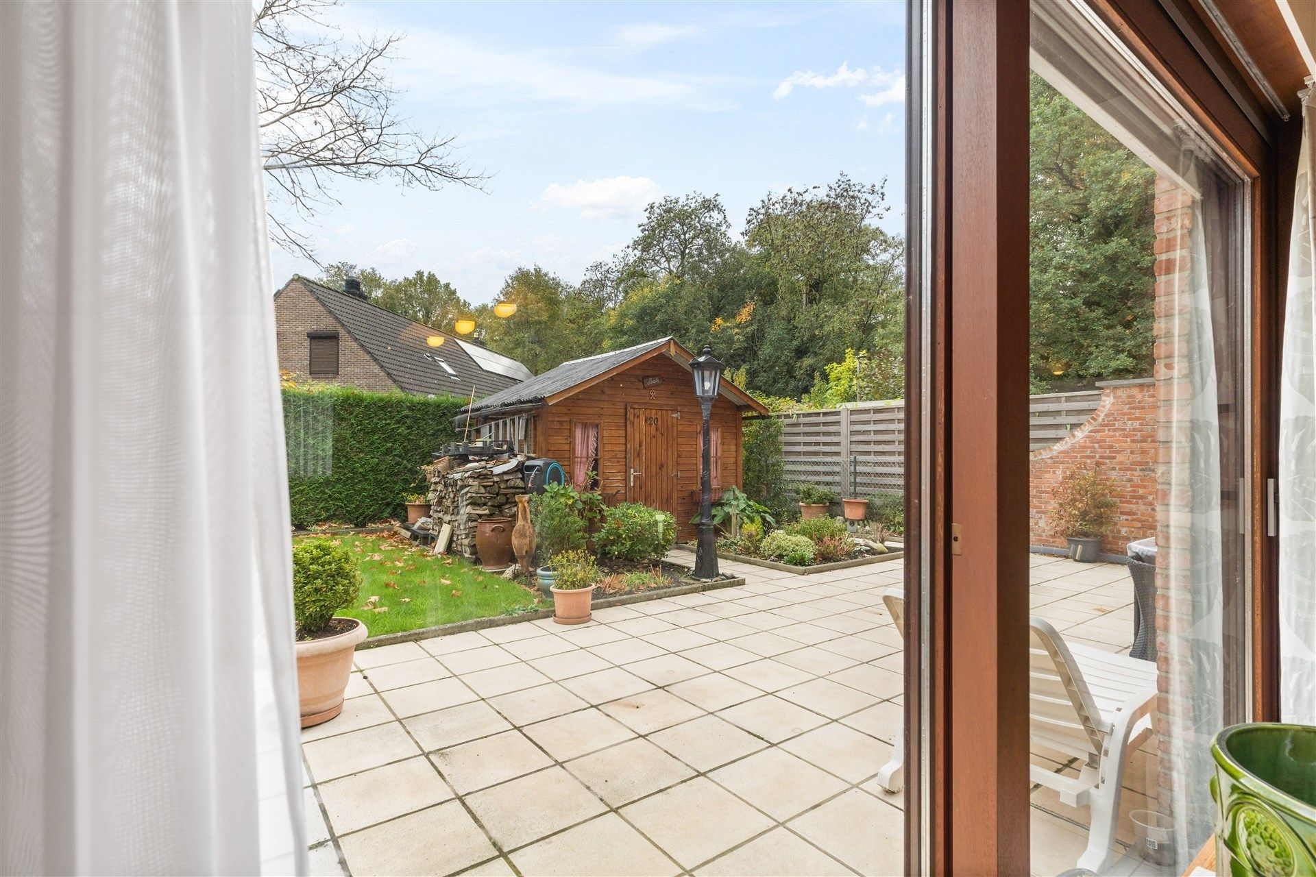 Halfopen bebouwing op zeer centrale ligging. foto 7