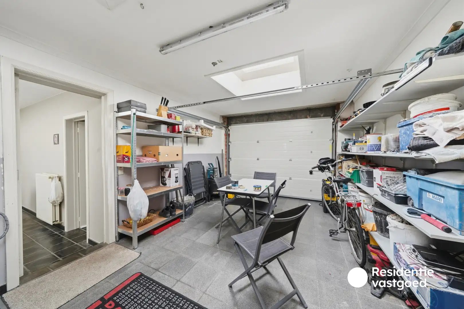 Opbrengsteigendom met 3 appartementen, garage en zonnig terras foto 27