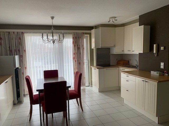 Gemeubeld appartement met 1 slaapkamer foto 4