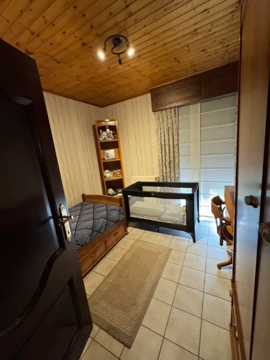 Ruime rustig gelegen villa foto 11