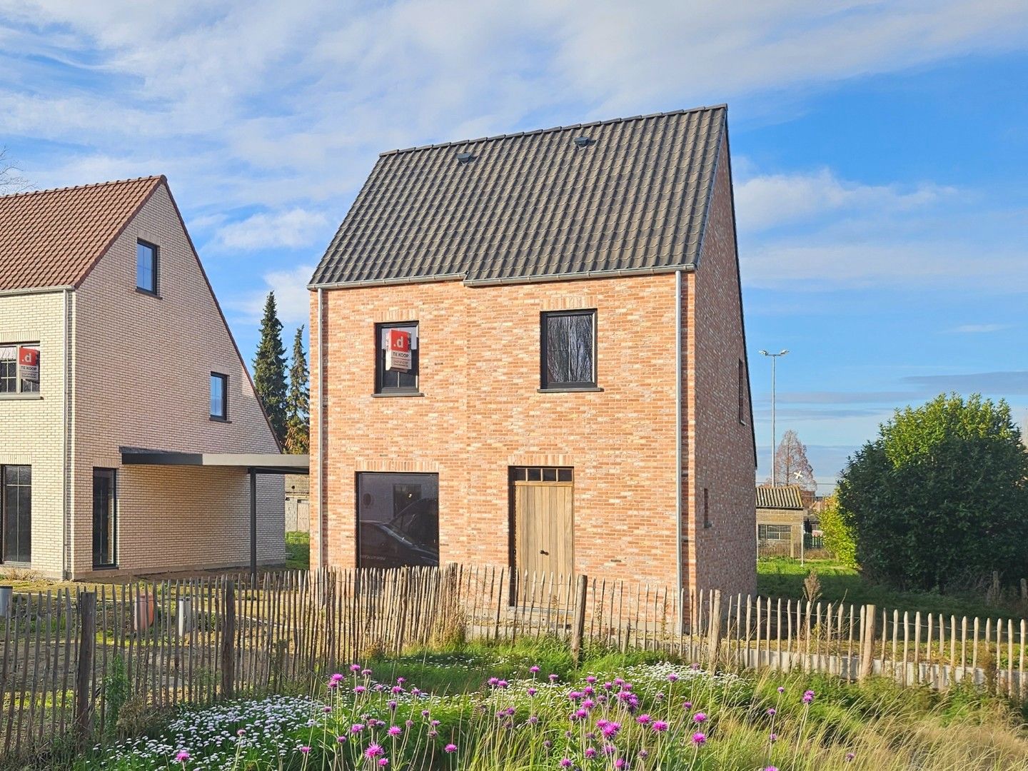 Energiezuinige vrijstaande woning met 4 slaapkamers foto {{pictureIndex}}