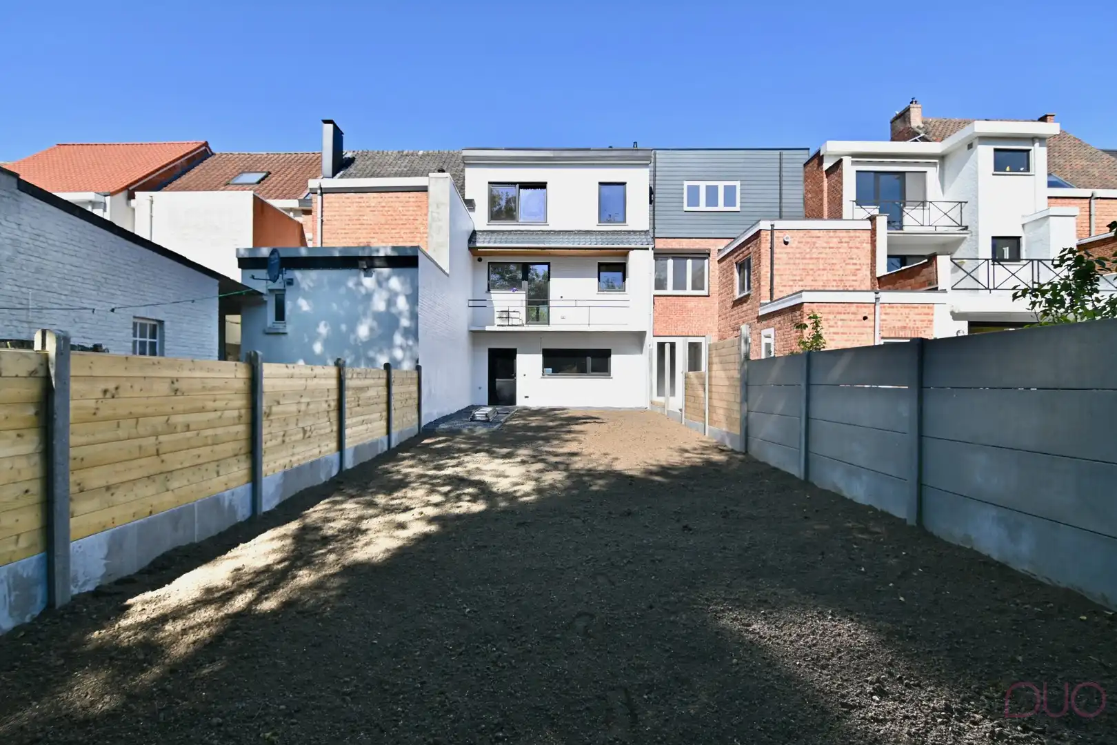 Volledig gerenoveerde woning met garage, terras en tuin - wordt volledig instapklaar afgewerkt! foto 10